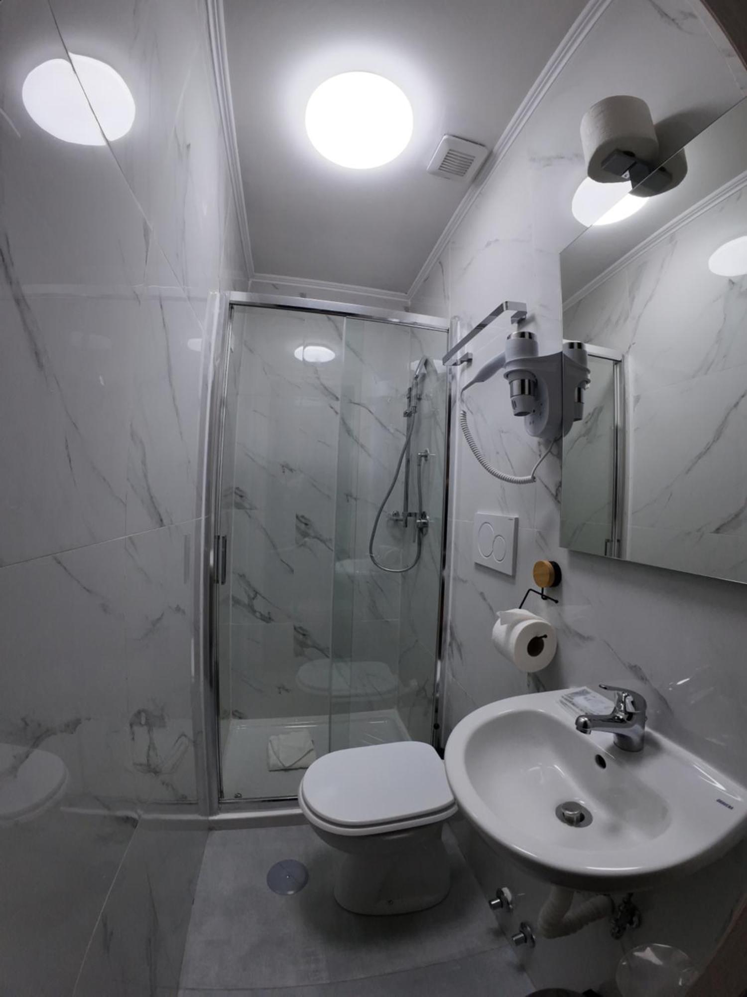 KayDee Guest House Rome Buitenkant foto